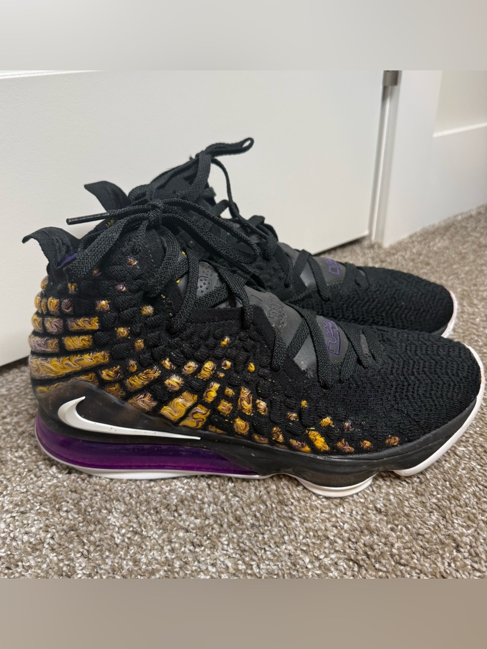 Nike LeBron 17 Basketball Sneakers
